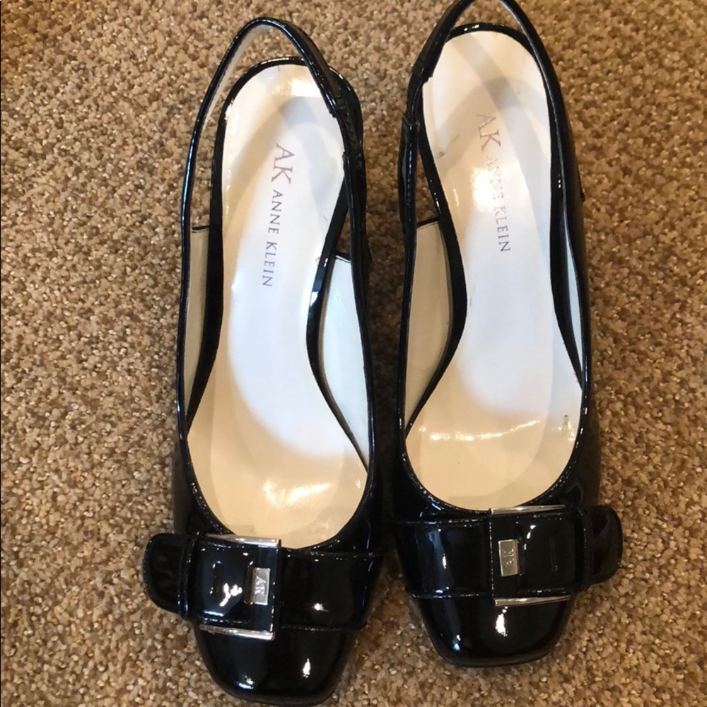 Patent  leather black